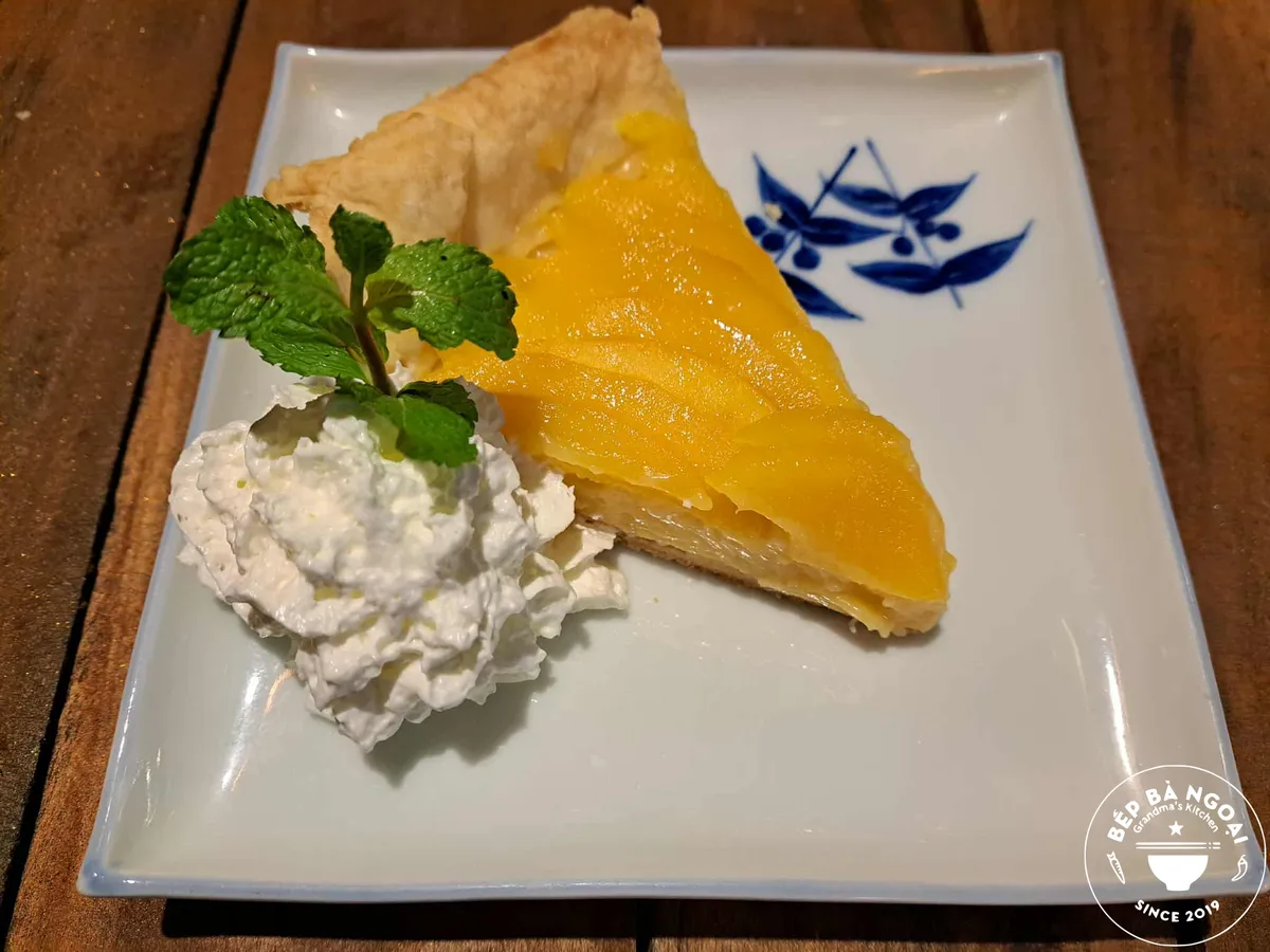 Fresh Mango Pie