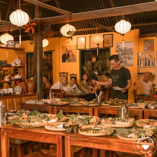 Cozy dining room with lanterns at Grandma's Kitchen Phu Quoc